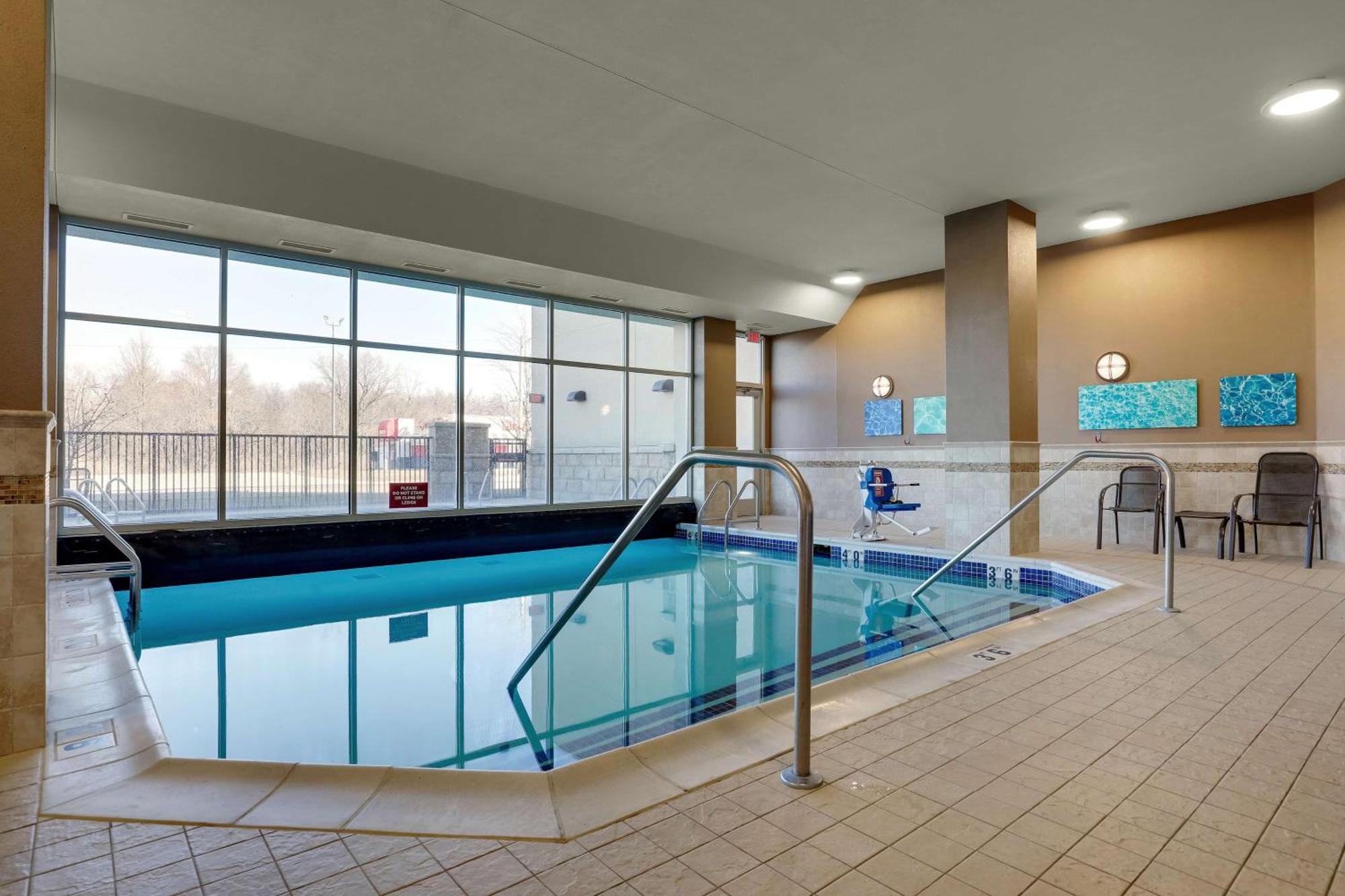 Drury Plaza Hotel Mt Vernon 마운트버논 외부 사진