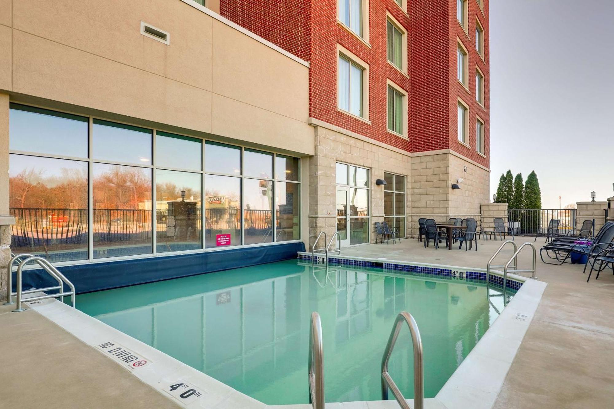 Drury Plaza Hotel Mt Vernon 마운트버논 외부 사진